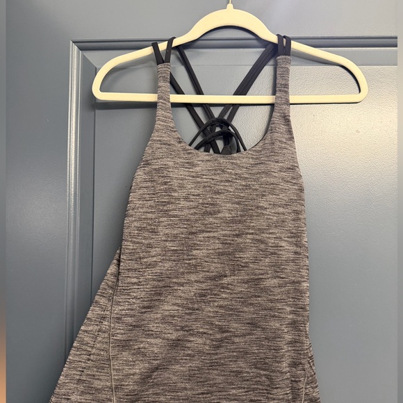 BUNDLE lululemon tops - Picture 6 of 11